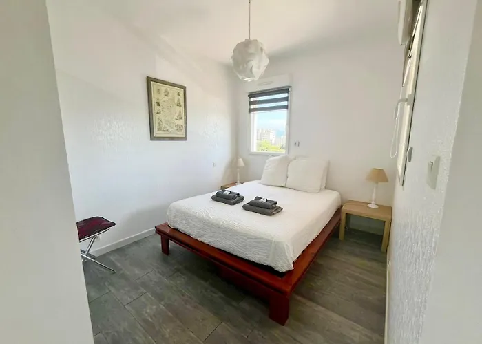 Apartment Casamea - Vue Mer, Clim & Parking, Proche Ajaccio (Corsica)