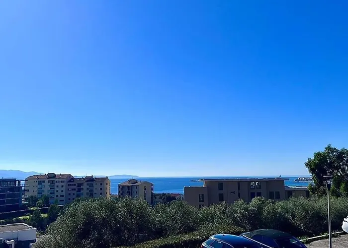 Casamea - Vue Mer, Clim & Parking, Proche Appartement